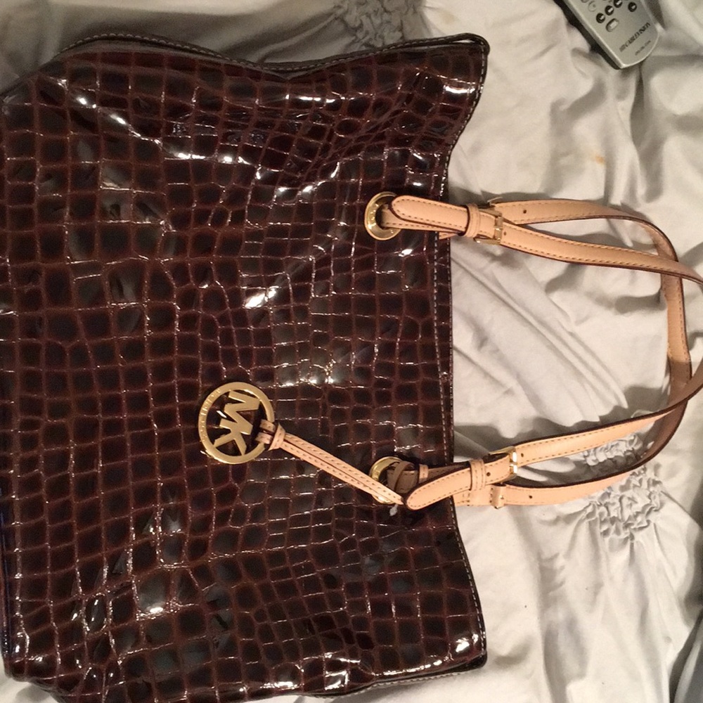 **NEW AUTHENTIC** MICHAEL KORS TOTE BAG